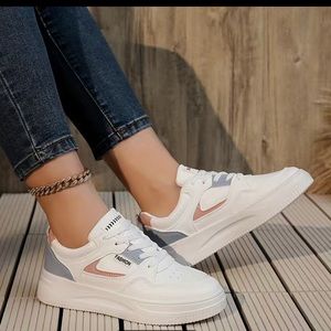 Casual & Fashion Sneakers